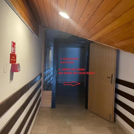 아파트 My Escape